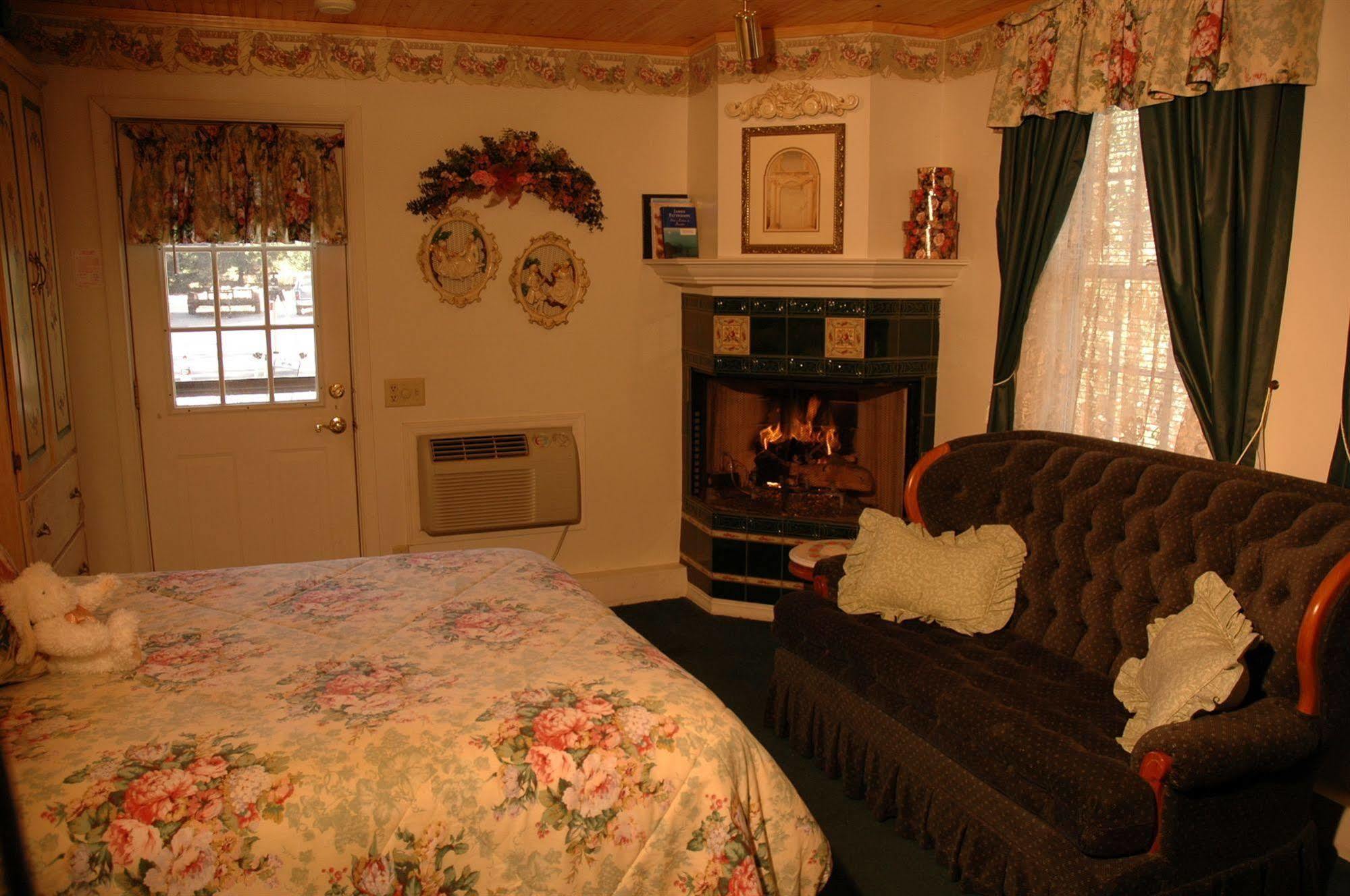 Lazy Cloud Bed & Breakfast Williams Bay Bagian luar foto